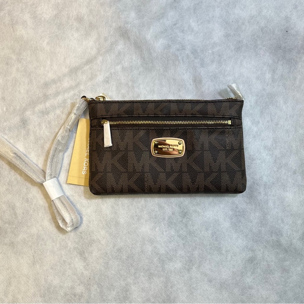 Michael Kors Wristlet